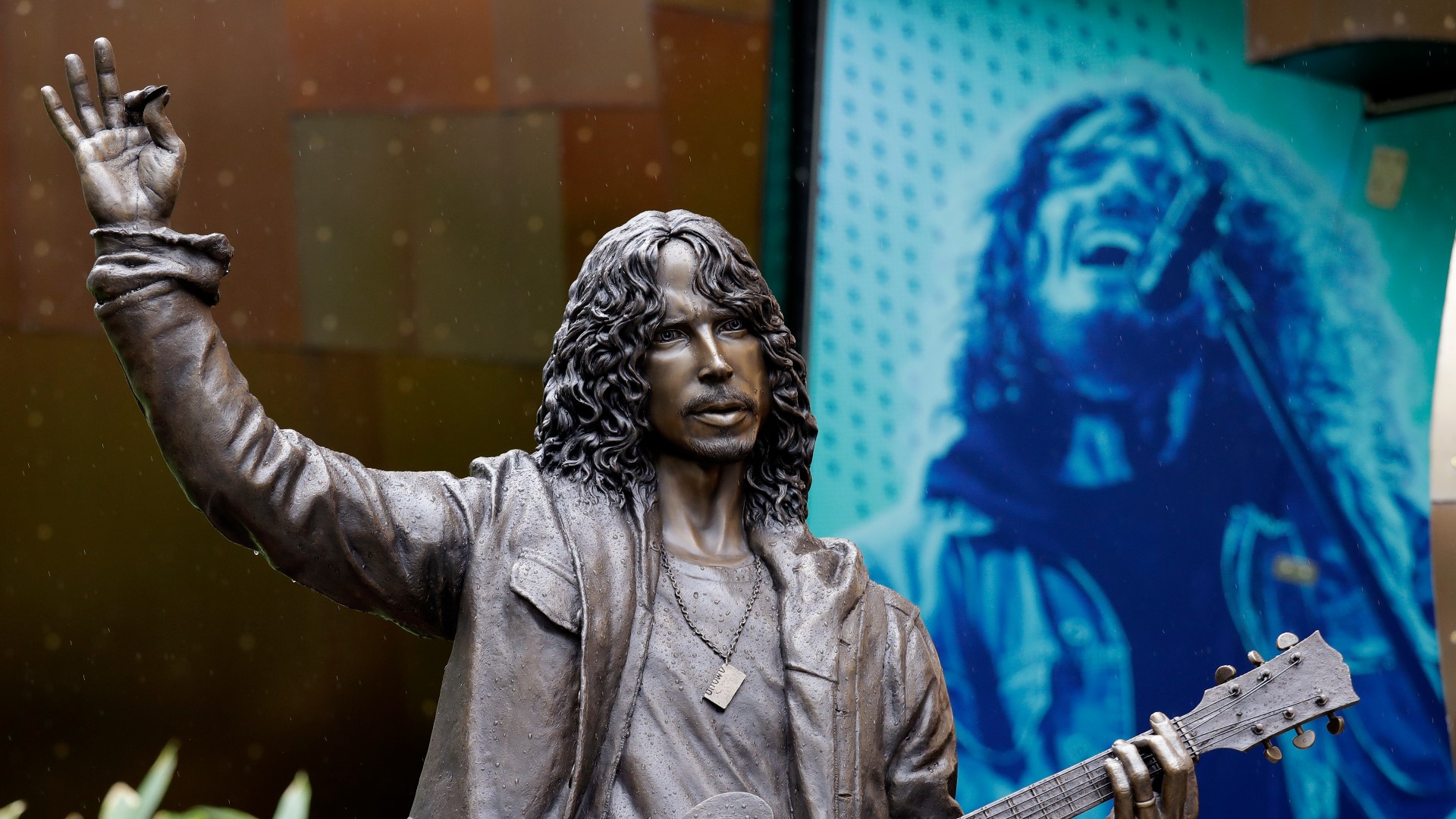 Statue of lauded rocker Chris Cornell vandalized in Seattle