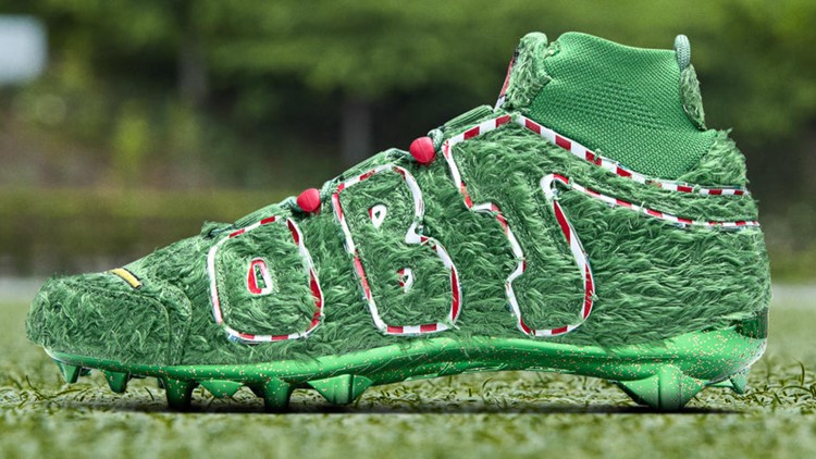 Odell Beckham Jr. Played in Cleats That Light Up Like a Christmas Tree