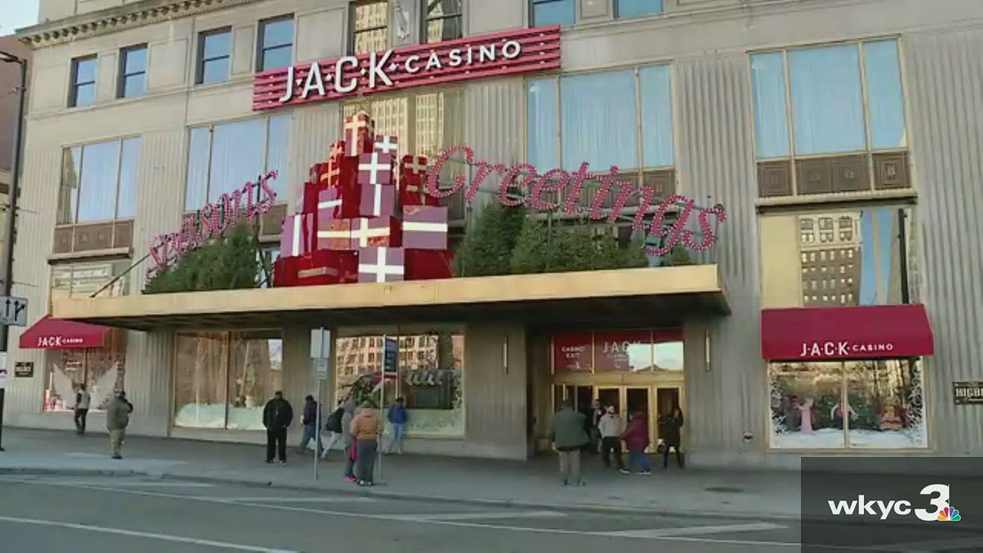 Nov. 29, 2017: The JACK Cleveland Casino is in the holiday spirit. Check out their Christmas decorations for 2017.