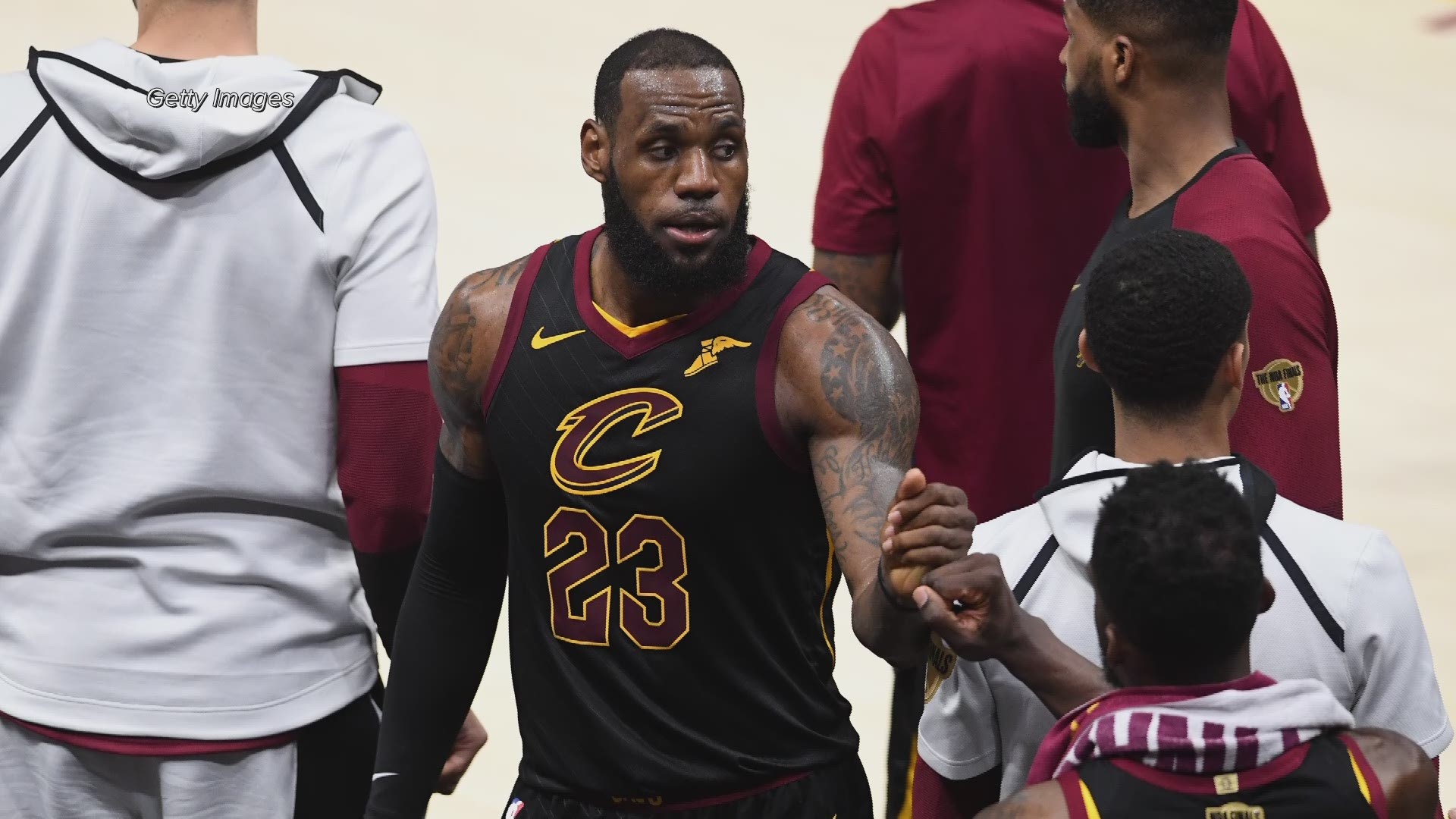 Report: LeBron won't listen to elaborate recruiting pitches in free agency