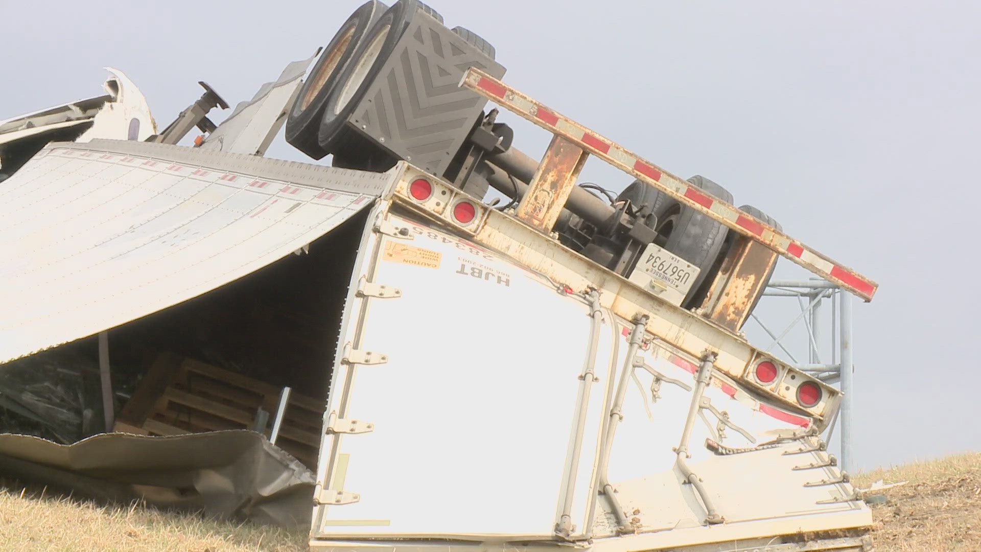 Ohio State Highway Patrol: Truck driver airlifted after crash on Ohio ...