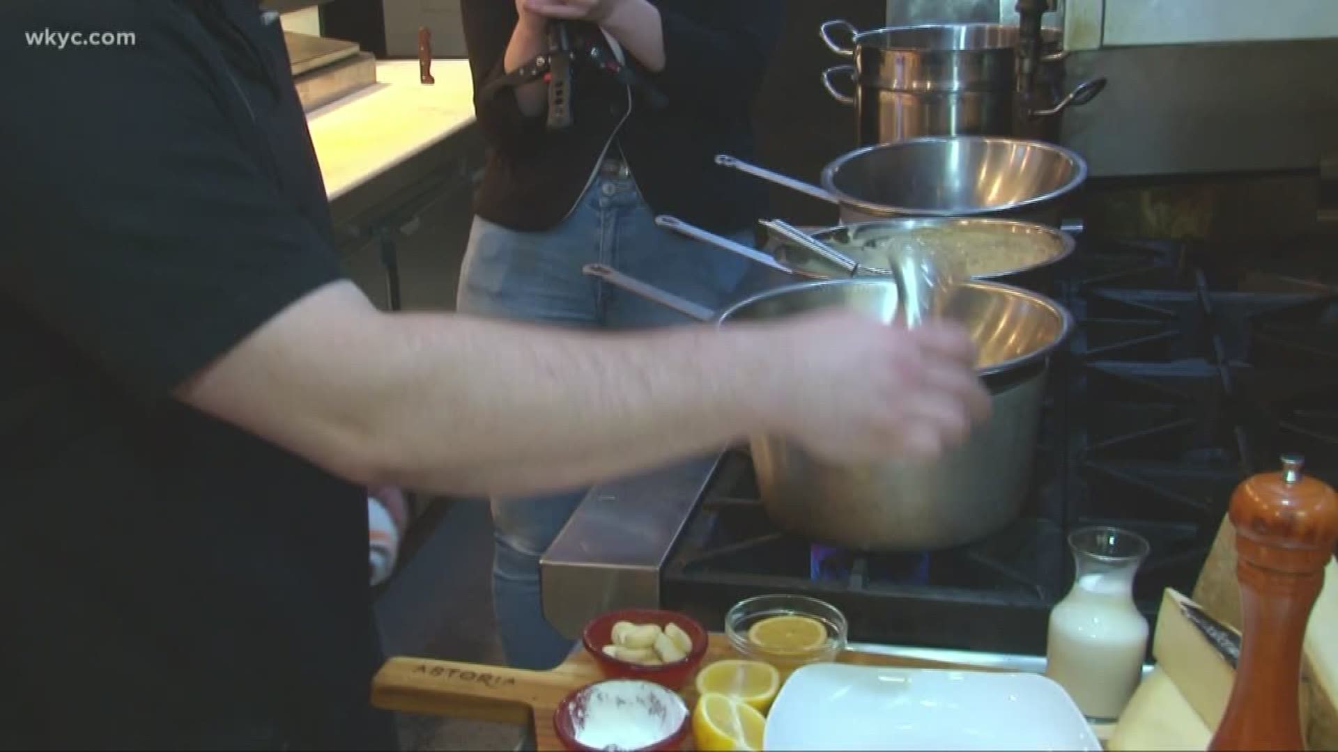 3News' food expert Doug Trattner is in the kitchen at Astoria cafe and market to show us how to make two different fondues and which wines to pair them with.