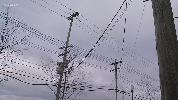 Saturday brings gusty winds in Northeast Ohio; thousands still without power