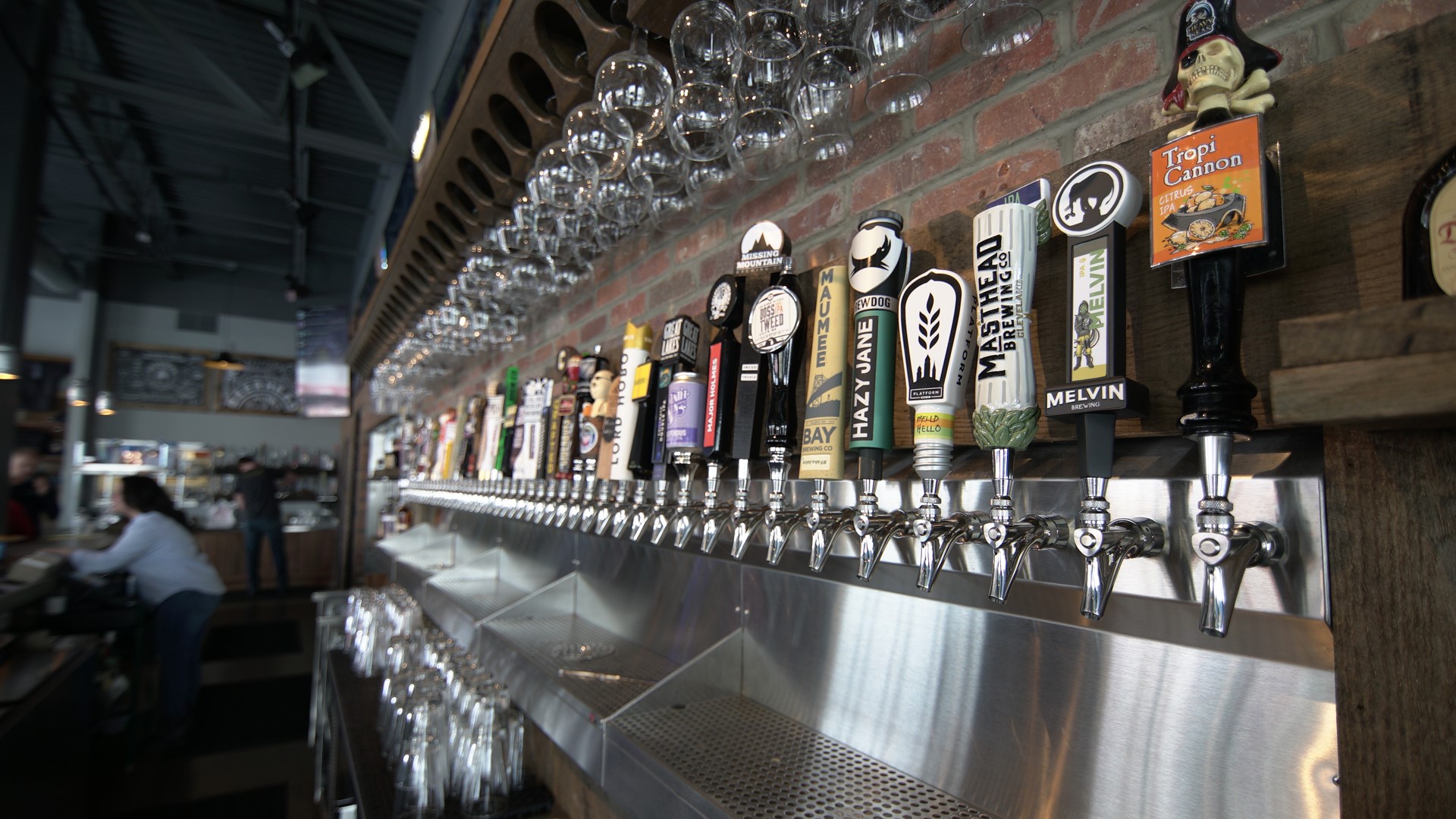 FIRST LOOK Beerhead Bar & Eatery celebrates craft beer in Avon