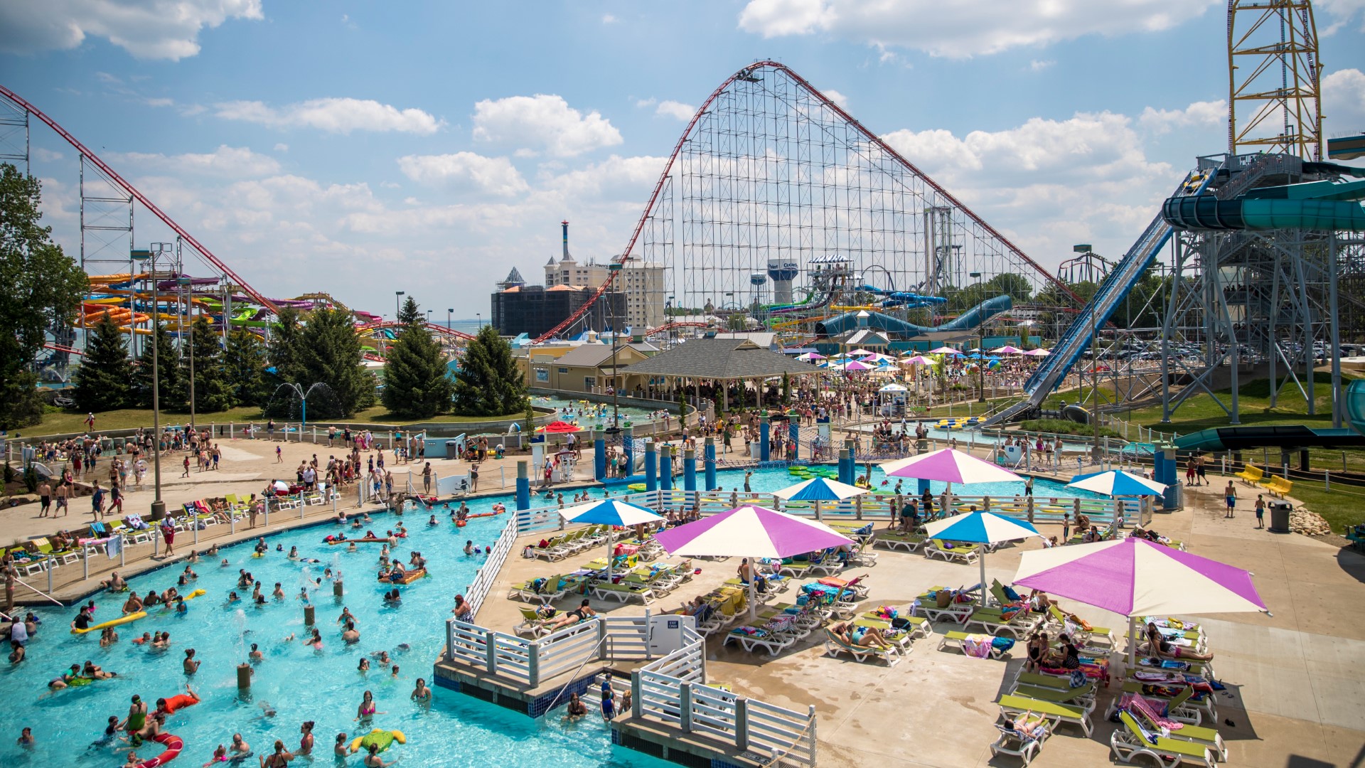 Cedar Point showing ‘Jaws’ and ‘The Meg’ at water park’s wave pool for ...