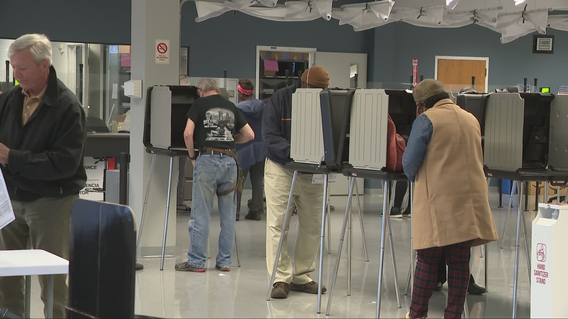 When is the voter registration deadline in Ohio?