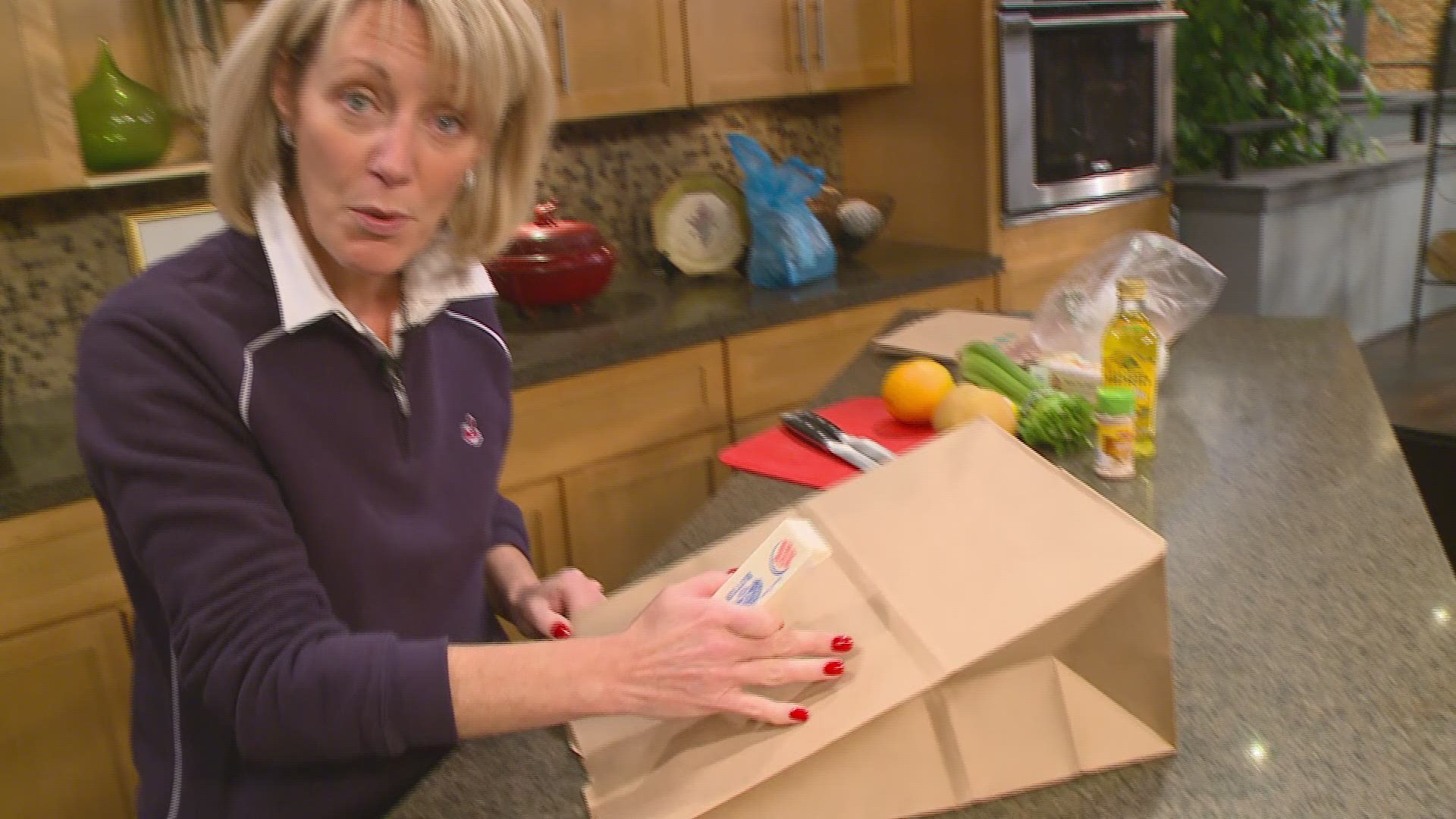 Throwback Thursday: Robin Swoboda prepares to cook a turkey