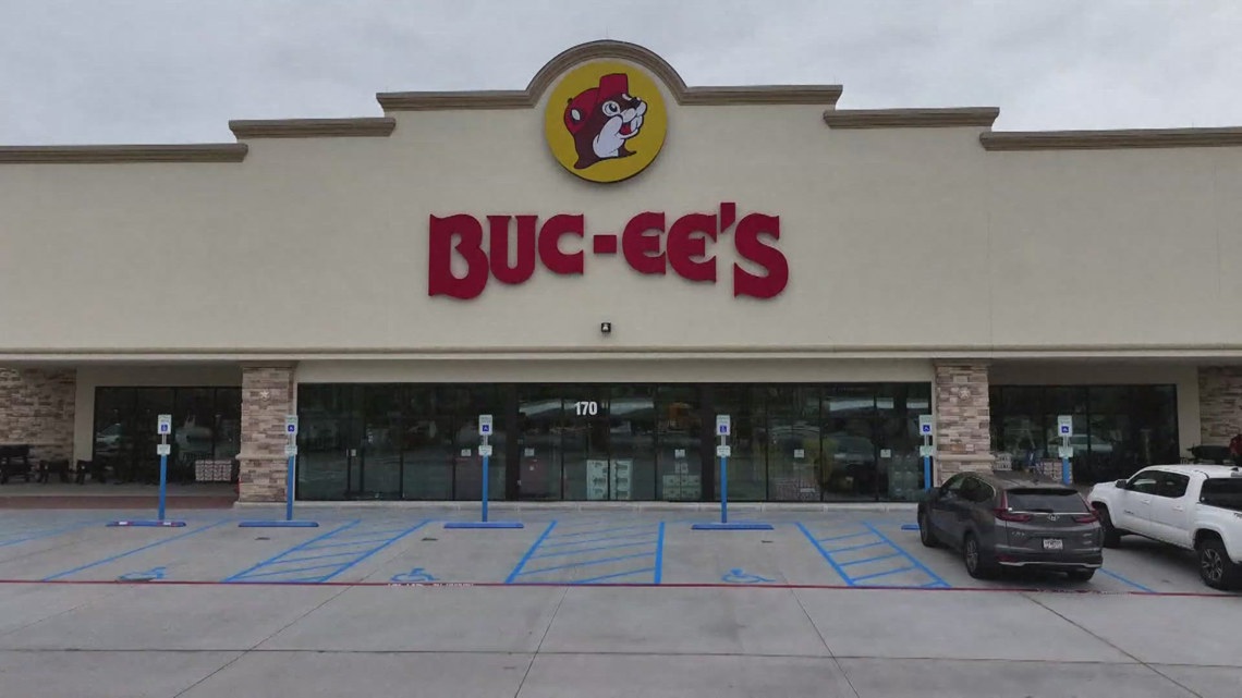 Ohio welcomes its first Buc-ee's as Gov. Mike DeWine celebrates grand opening in Huber Heights