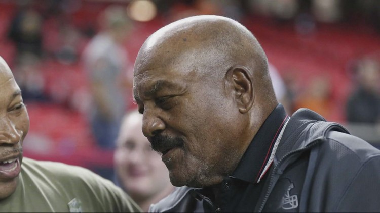 Reactions continue after passing of Cleveland Browns legend Jim Brown