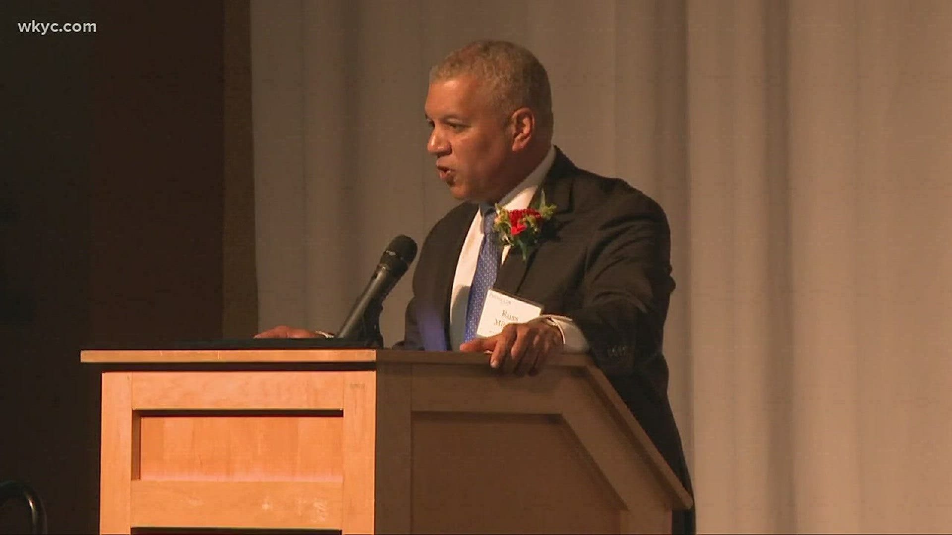 WKYC Channel 3's Russ Mitchell inducted into Press Club Hall of Fame