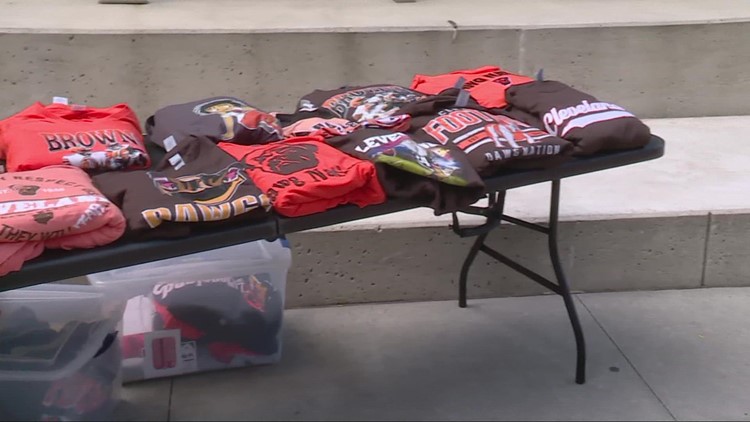 Vendor crackdown: Who is selling Cleveland Browns merchandise, what are they selling and who regulates it?