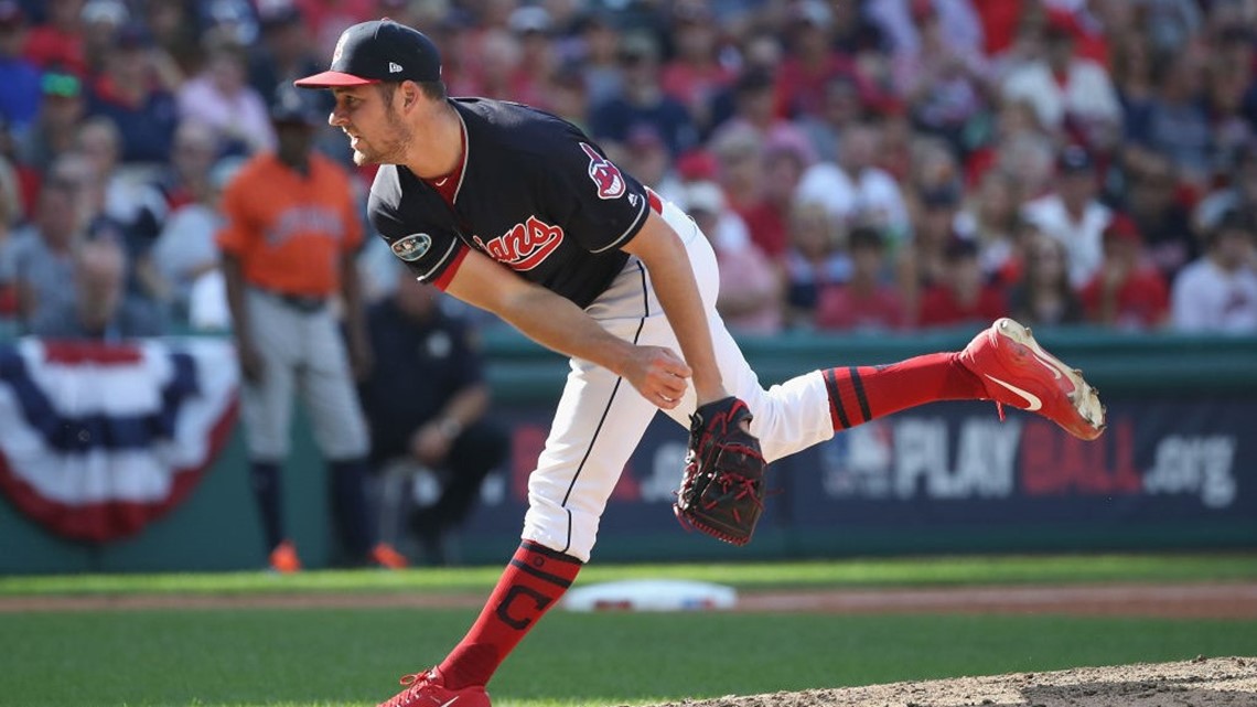 Cleveland Indians pitcher Trevor Bauer weighs in on Mike Clevinger's  'tangled mess' of hair: Beyond the Dugout