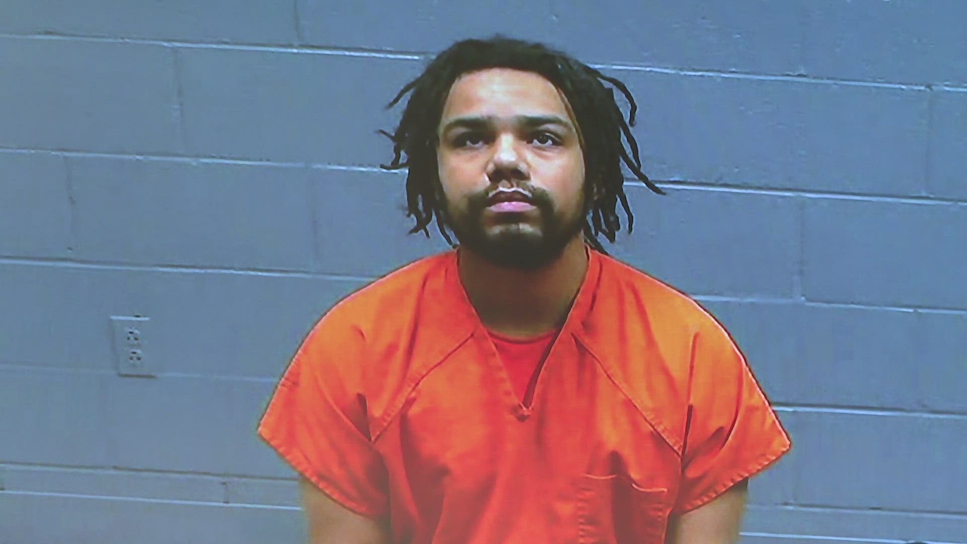 2 men plead not guilty in connection with shooting at Olive Garden in ...