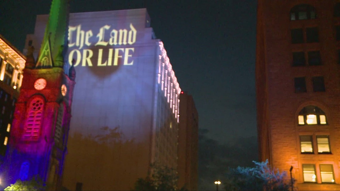 Leon Bibb: Illuminating downtown Cleveland - Vimarsana News