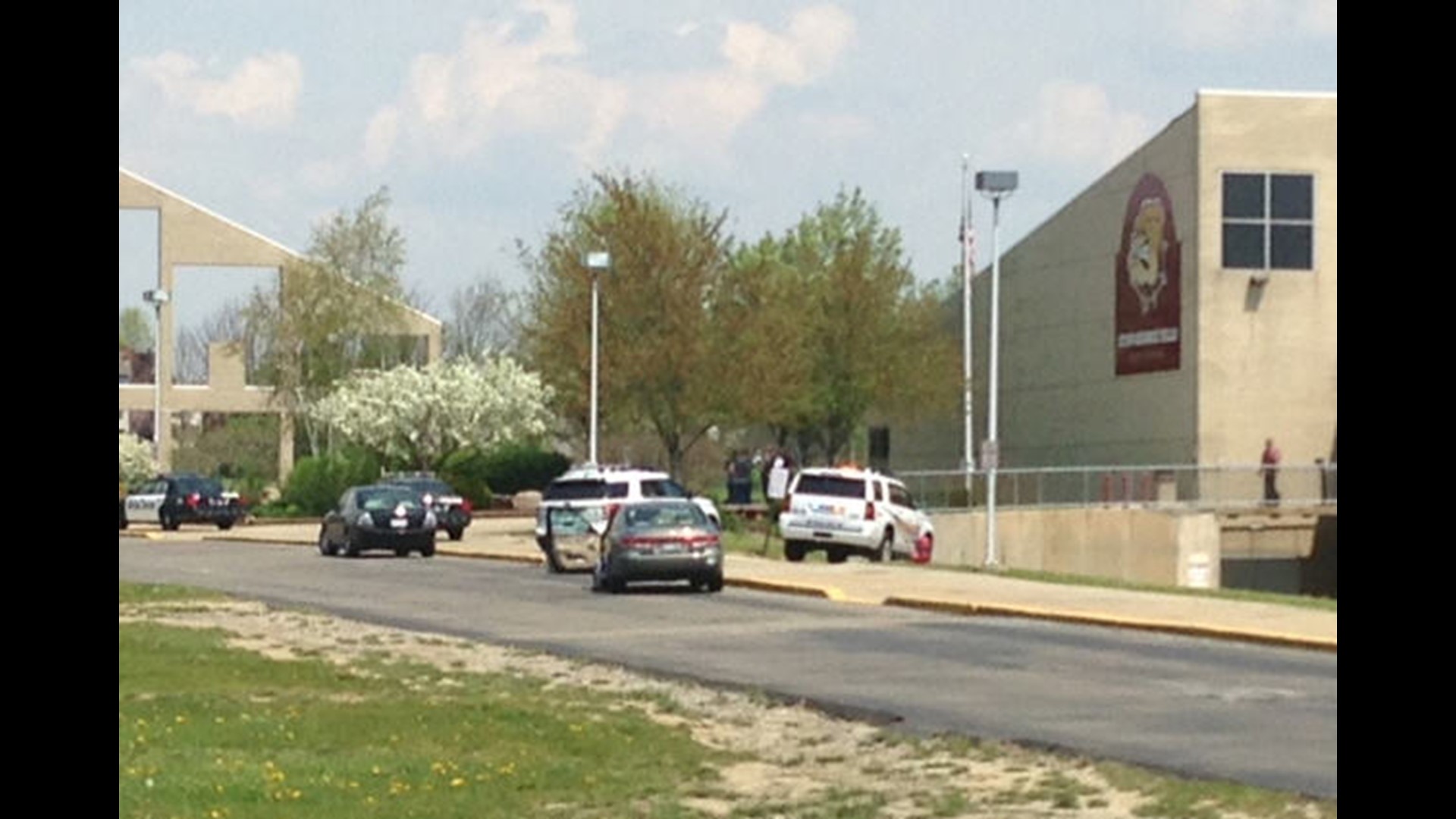 StowMunroe Falls High School to finish 2021 with online classes