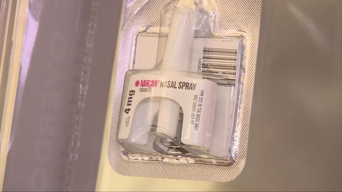 Does Narcan distribution help or hurt homeless opioid addicts? - Vimarsana News