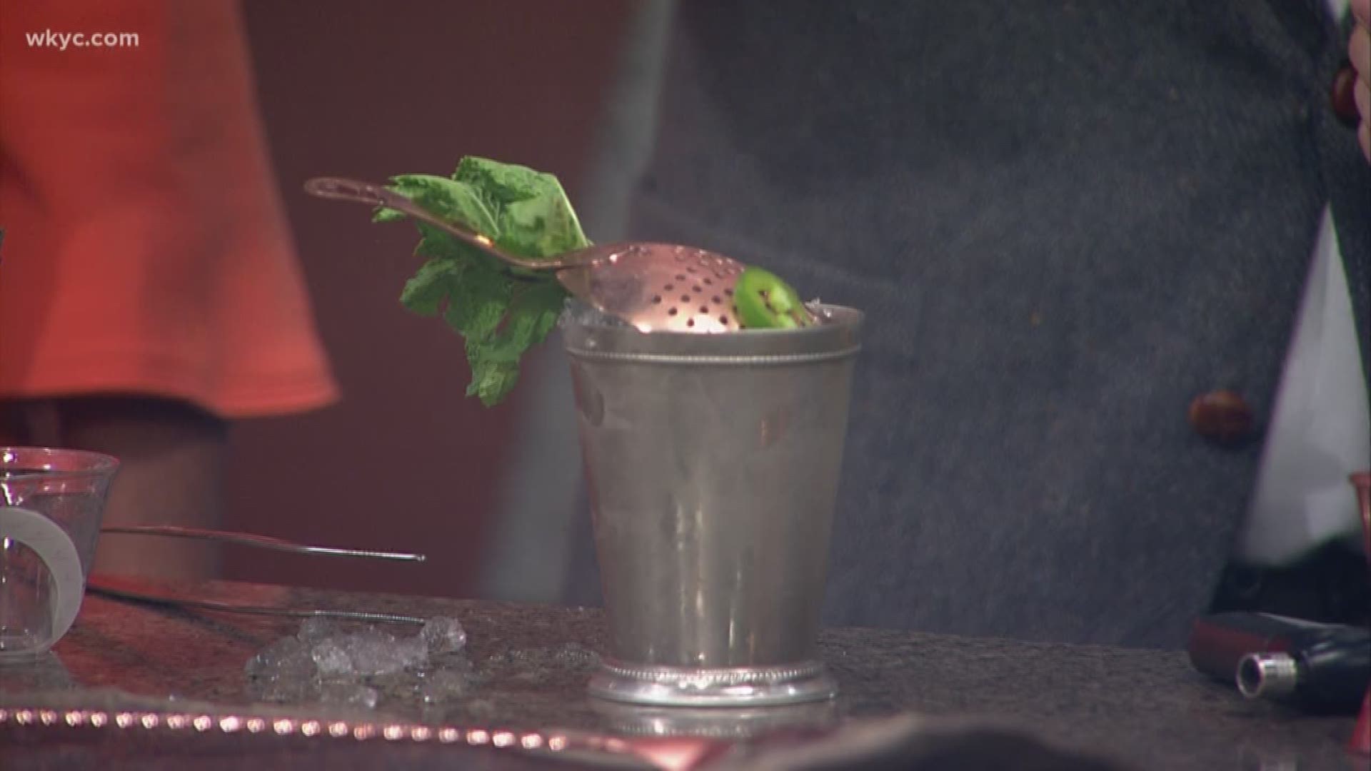 May 3, 2019: The experts from Cleveland's Society Lounge give us their expert advice on making a mint julep with a Cinco de Mayo twist.