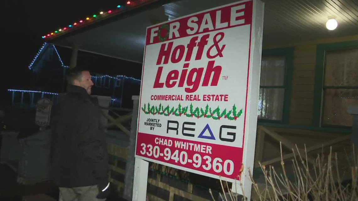 The moment the house from 'A Christmas Story' went up for sale in