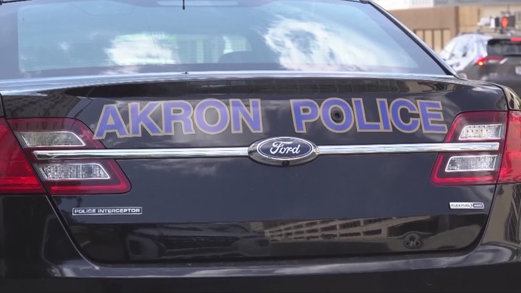 Akron Police Department hiring new officers: Entry-level pay starts at $30.61 an hour