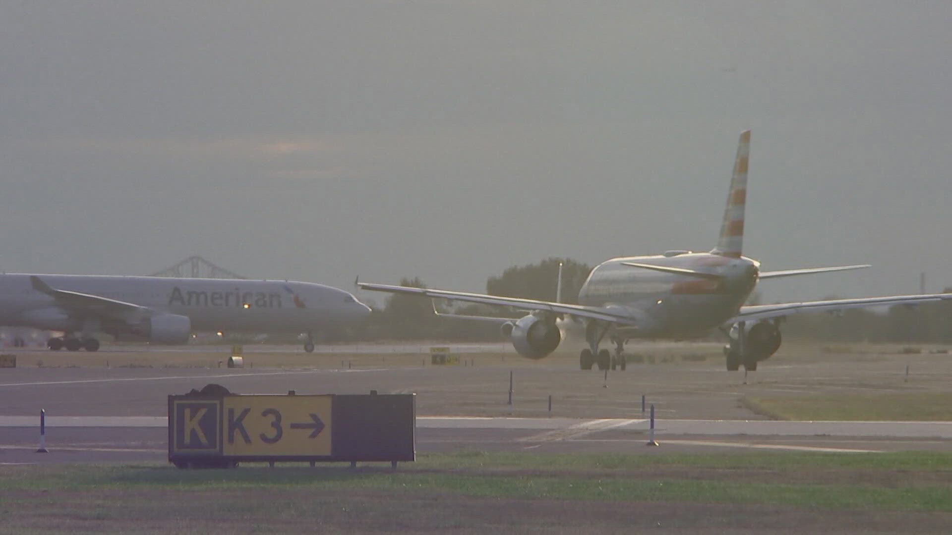 Bibb is expected to reveal details about the long-awaited $2 billion renovation of Hopkins Airport at the briefing.