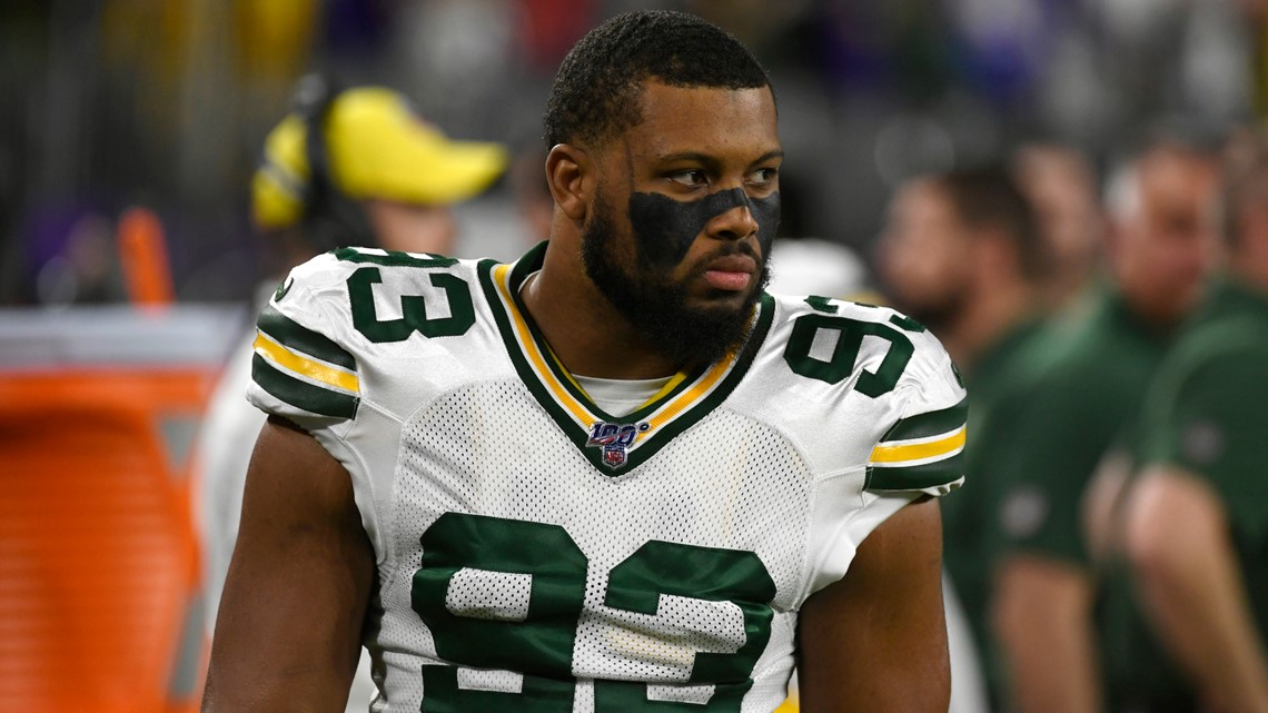 Packers trade for LB B.J. Goodson