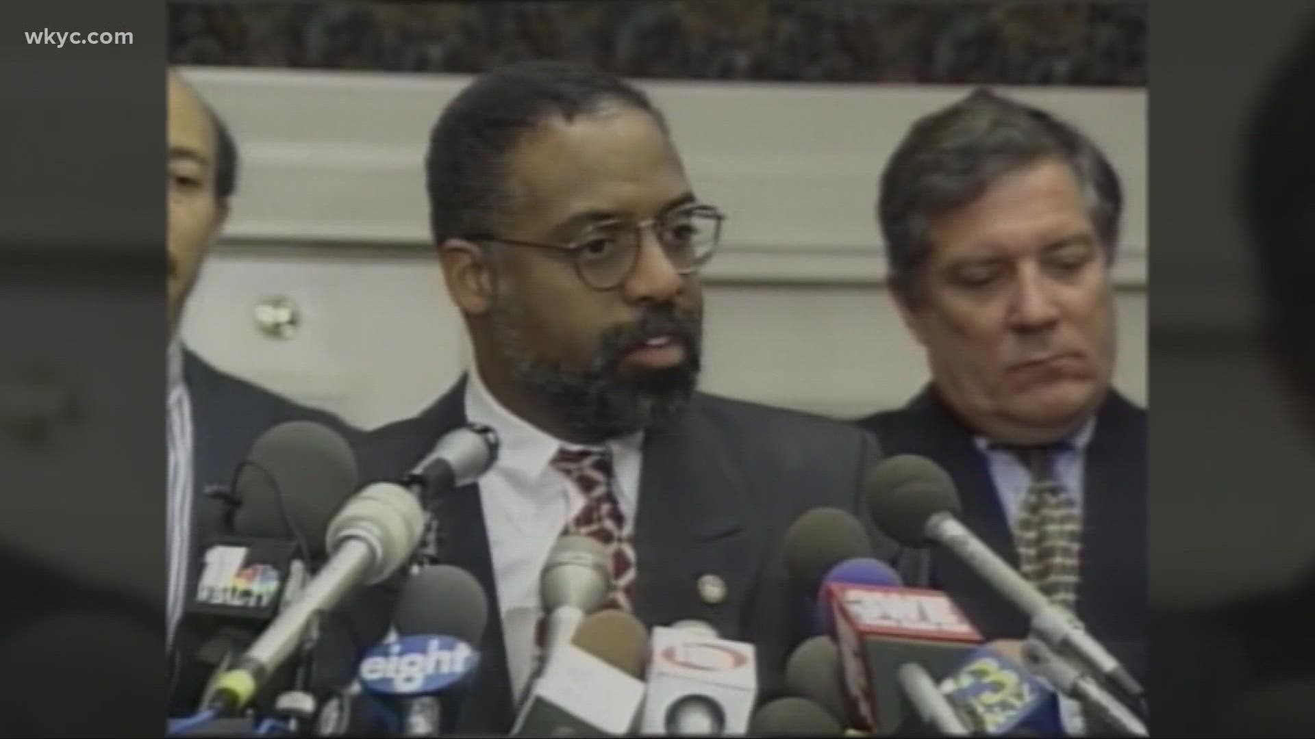 Leon Bibb goes one-on-one with former Cleveland Mayor Mike White | wkyc.com