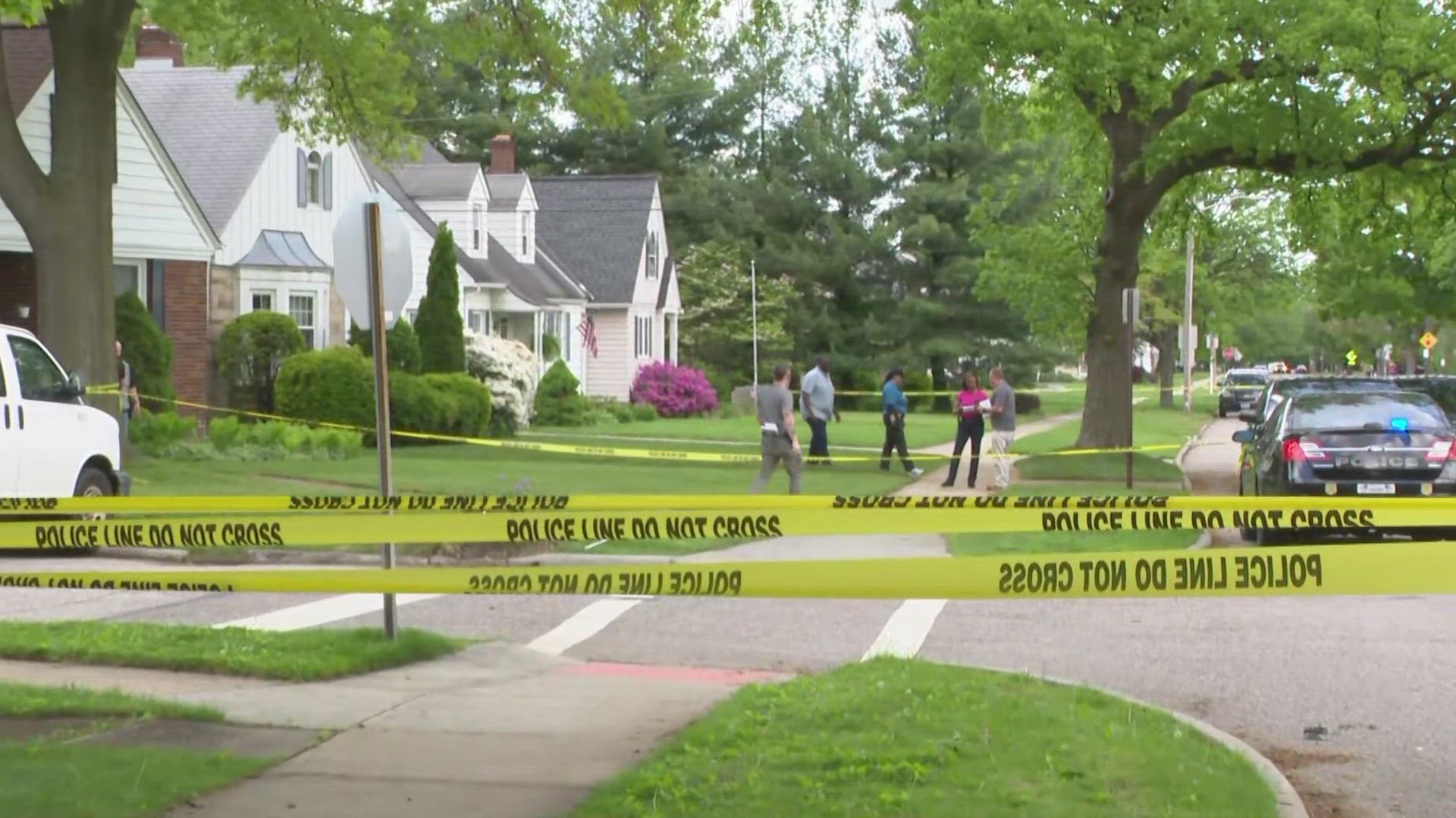 According to a CDP preliminary statement, officers from the First District responded to a call for a man shot in the 15700 block of Munn Road at approximately 1:30pm