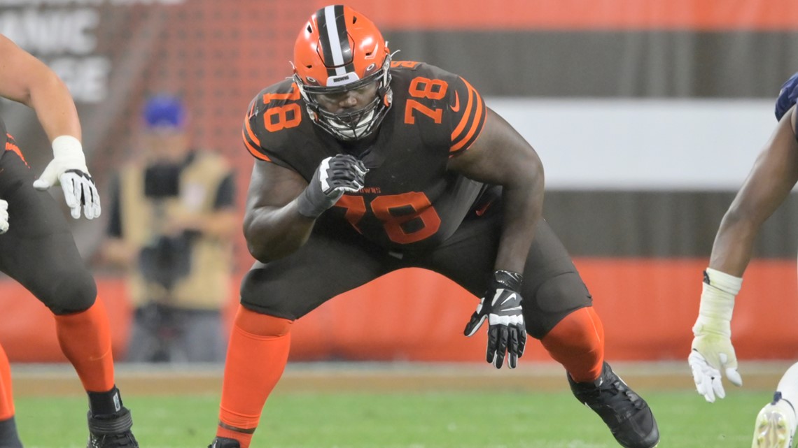 Wyatt Teller will start at right guard, Greg Robinson at left tackle when  Browns face Broncos