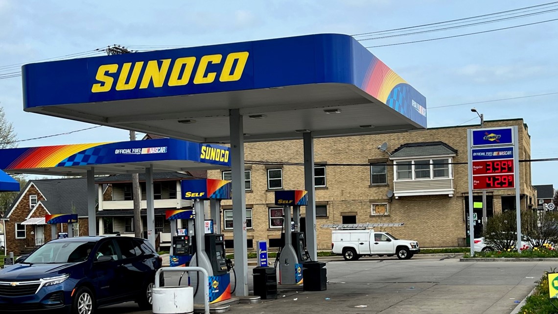 Man killed in Euclid gas station shooting on East 222nd Street