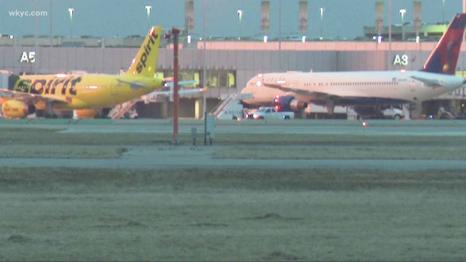 Driver crashes through fencing at Cleveland Hopkins Airport