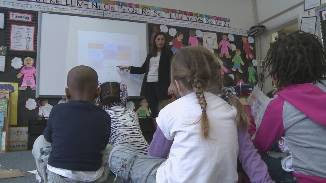 Ohio House bill would pay select students to go to class - Vimarsana News