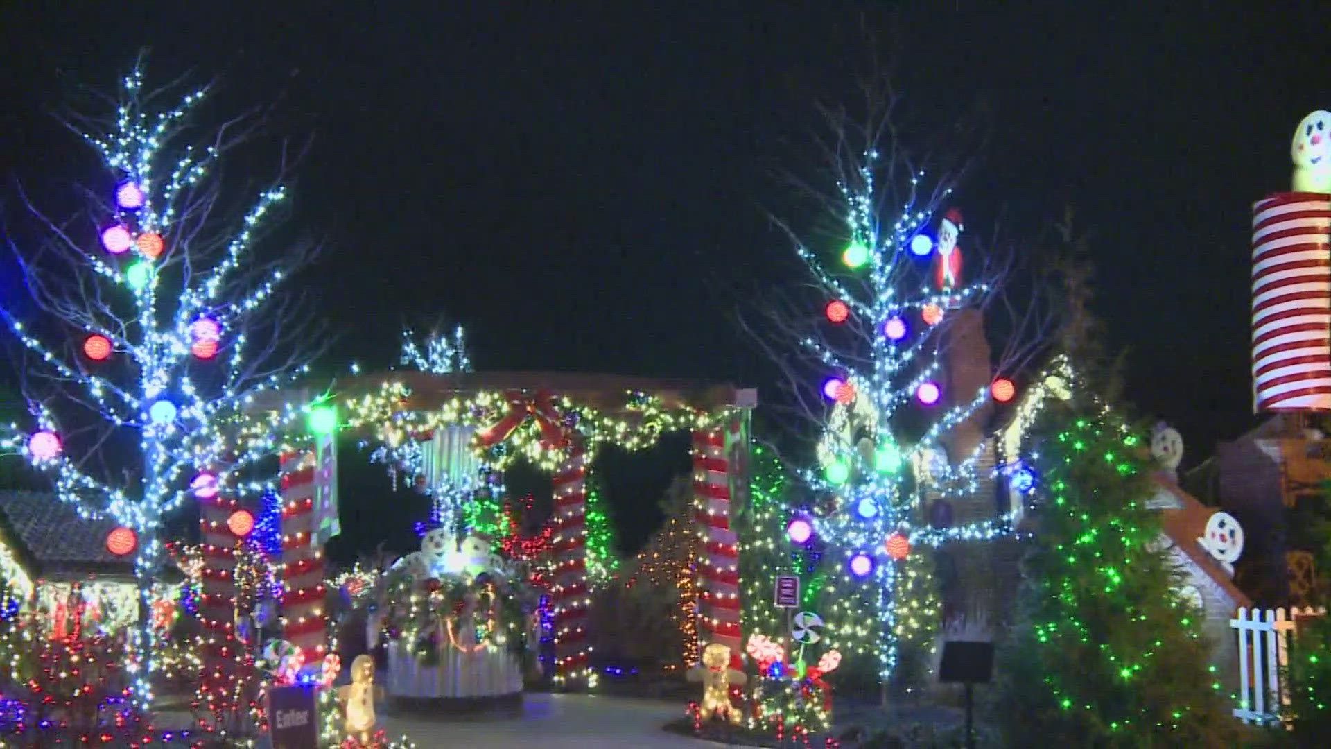 You can vote for Cleveland's "A Christmas Story" House and Akron's Stan Hywet Hall & Gardens to help them be among USA Today's '10Best' from now through Dec. 2.