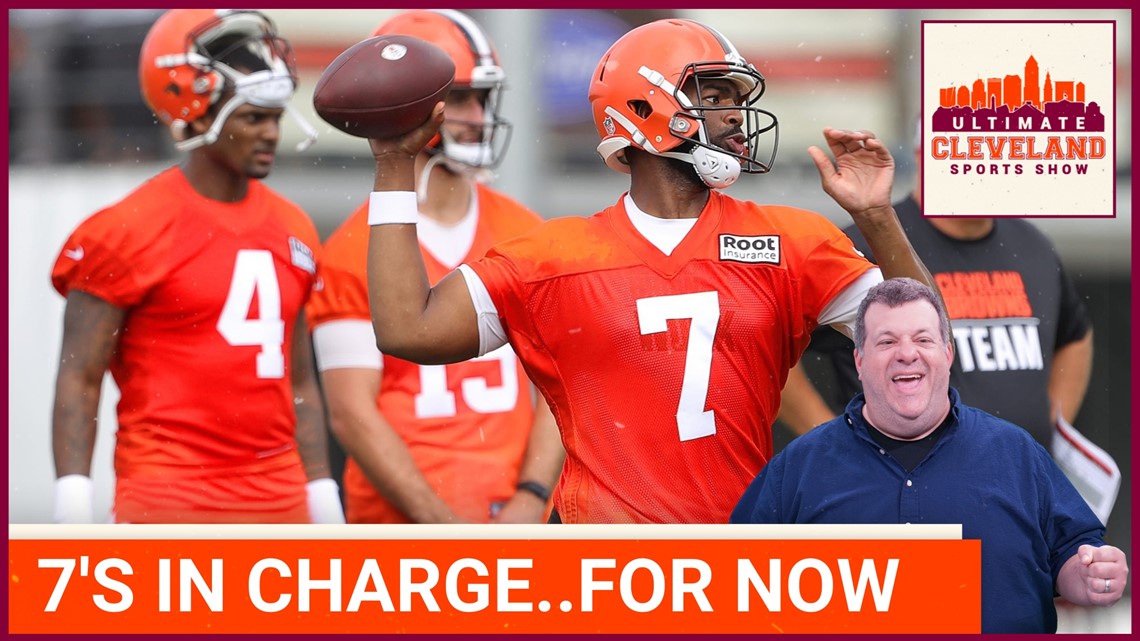 Houston, Texas, USA. 04th Dec, 2022. Cleveland Browns Jacoby BRISSETT (7)  and DESHAUN WATSON (4) taking it all in during the game between the  Cleveland Browns and the Houston Texans in Houston