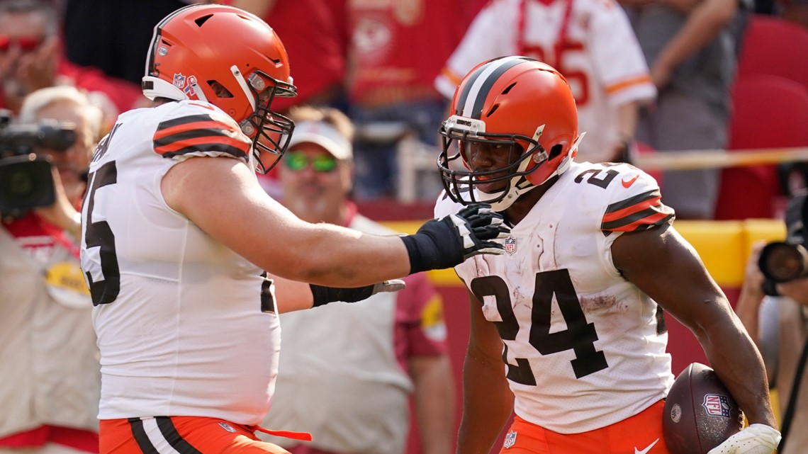 Browns Myles Garrett, Nick Chubb, Joel Bitonio named to PFWA All-NFL team 