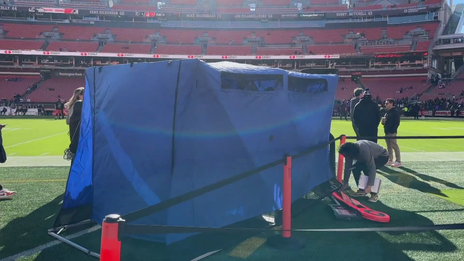 3News Health Correspondent Monica Robins takes you inside the blue tent to find out why it is blue and what goes on inside during a player evaluation.