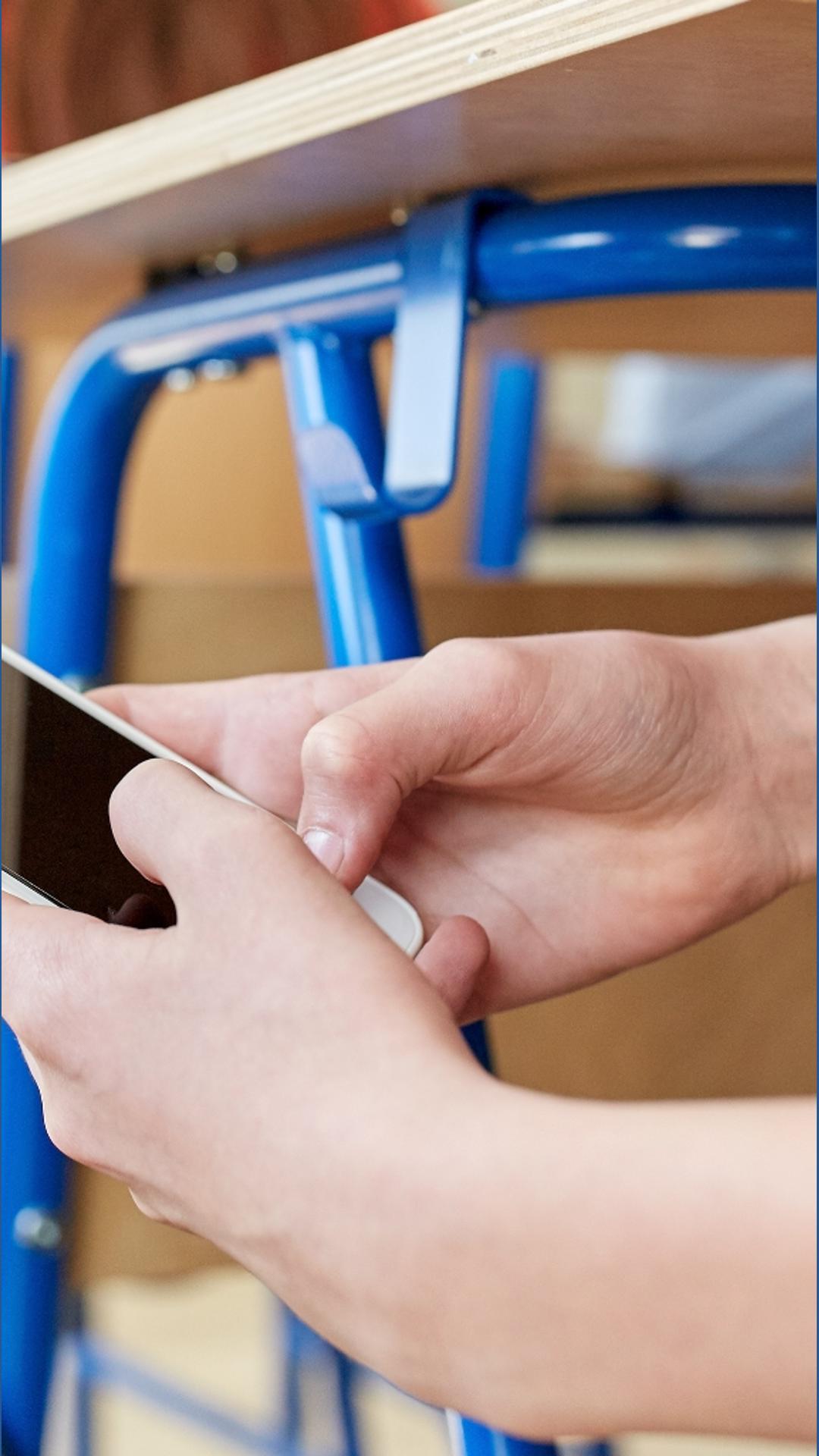 Ohio bill that would ban cellphones in school clears State Senate ...