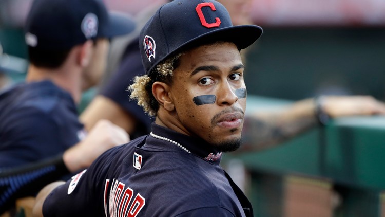 Indians SS Francisco Lindor donates 150 shoes to Cleveland