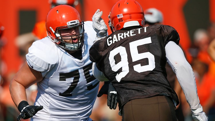 Browns Myles Garrett and Joel Bitonio honored by Cleveland chapter of the  Pro Football Writers of America