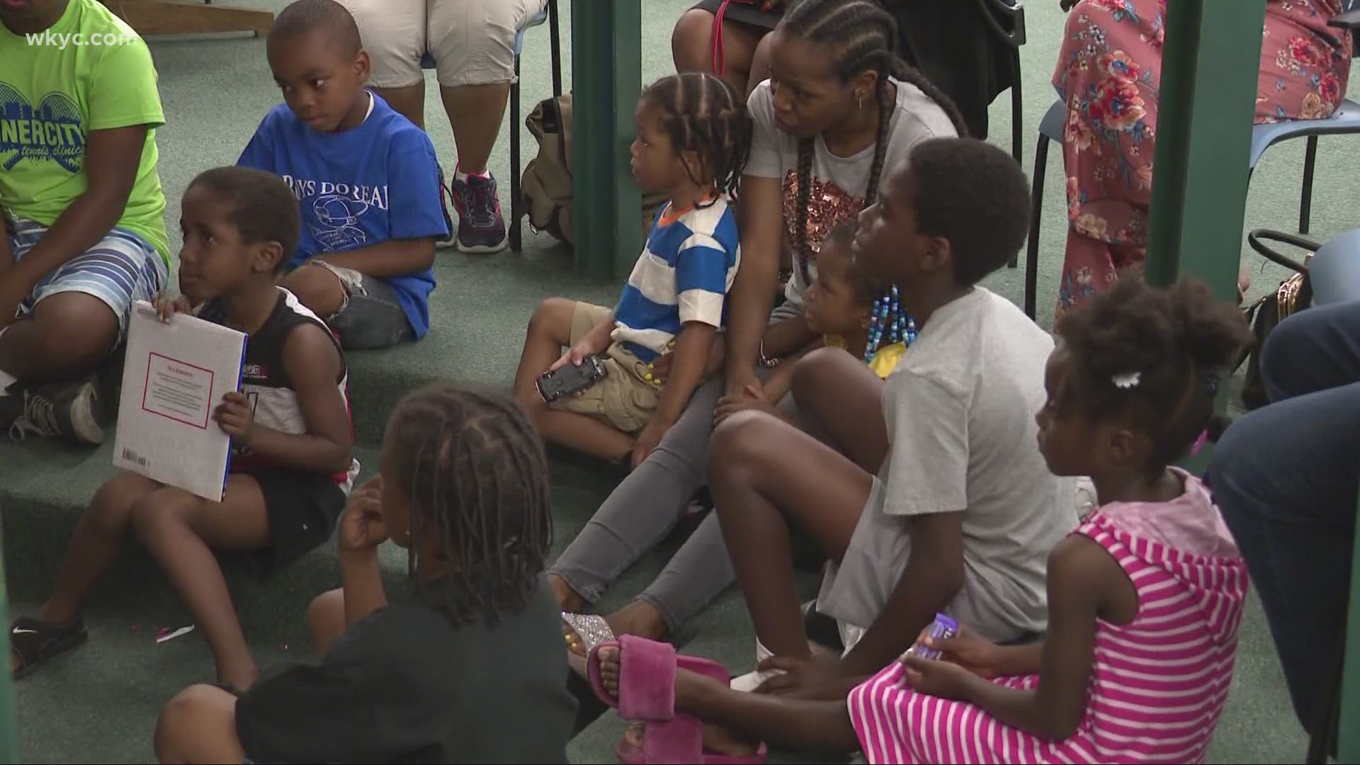 "Read Like Me" aims to create more black male teachers through reading to youth. 3News' January Keaton has the story.