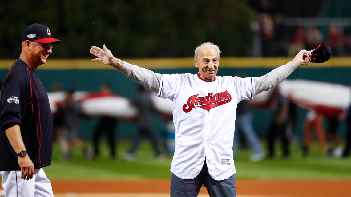 Cleveland Indians manager says it's time to change the team name