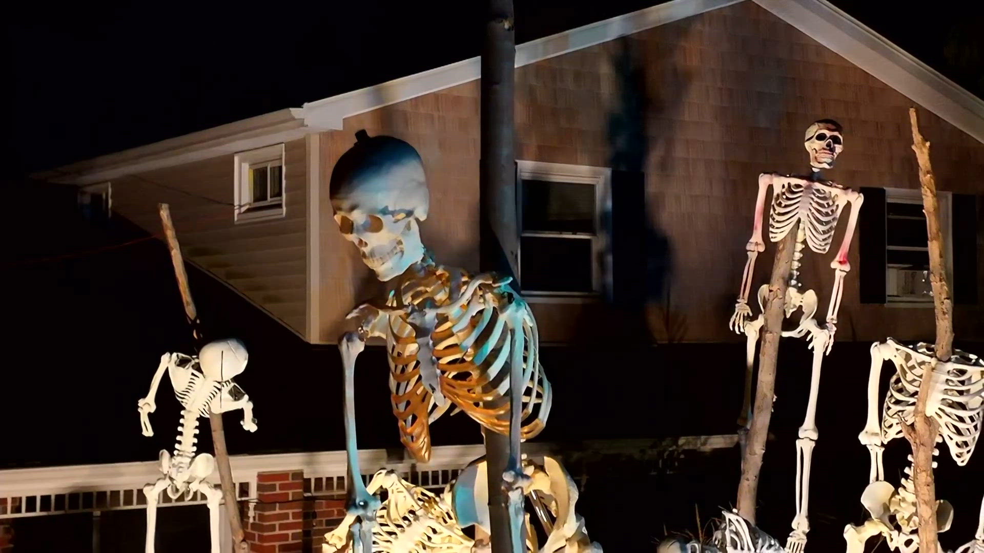 Epic Halloween display known as Royal Scare returns to North Royalton ...