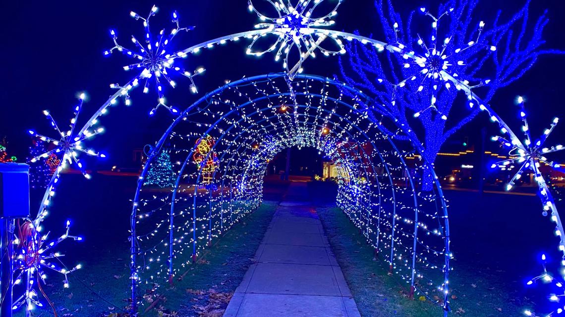 Photos Strongsville holiday light display for 2021 Christmas season