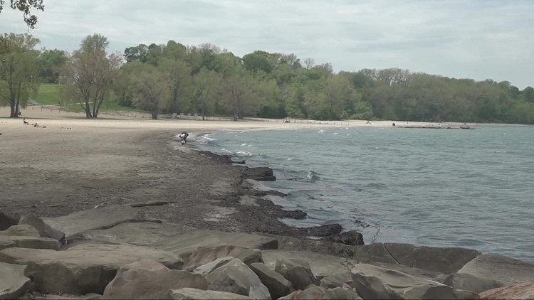 Despite rising temperatures in Greater Cleveland, think twice before jumping into Lake Erie