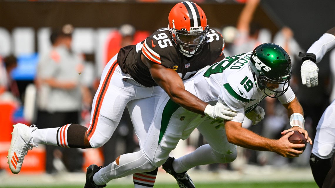 Cleveland Browns fans react to Myles Garrett's disappointment in fans  booing after loss to Jets 