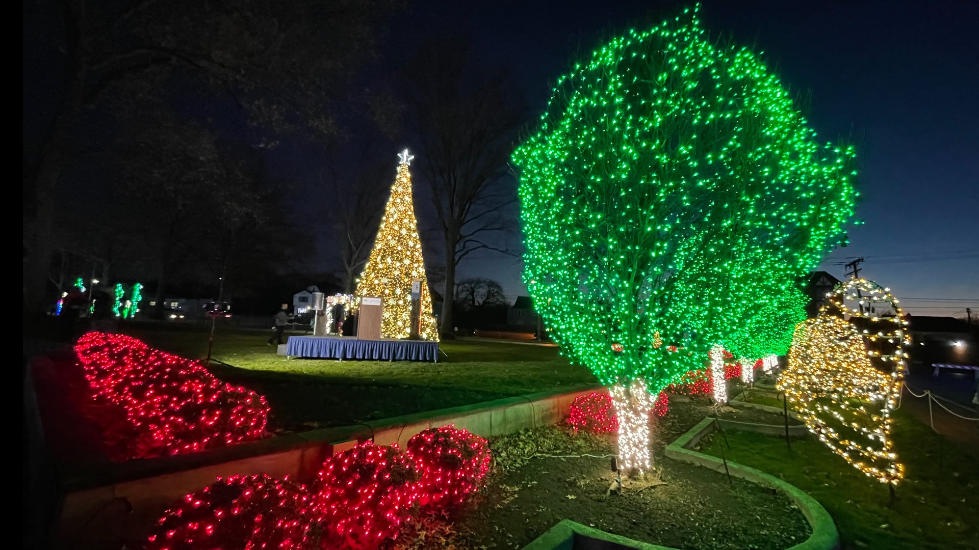 Nela Park holiday lighting ceremony takes place in East Cleveland