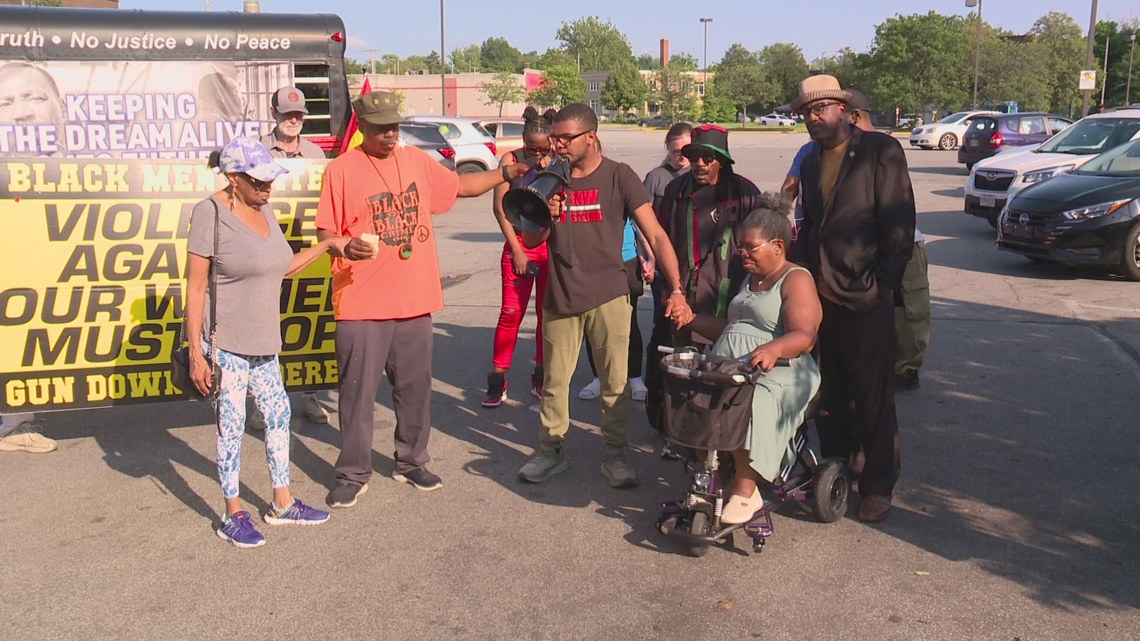 Search continues for suspect in Cleveland Save A Lot shooting as community members rally for justice