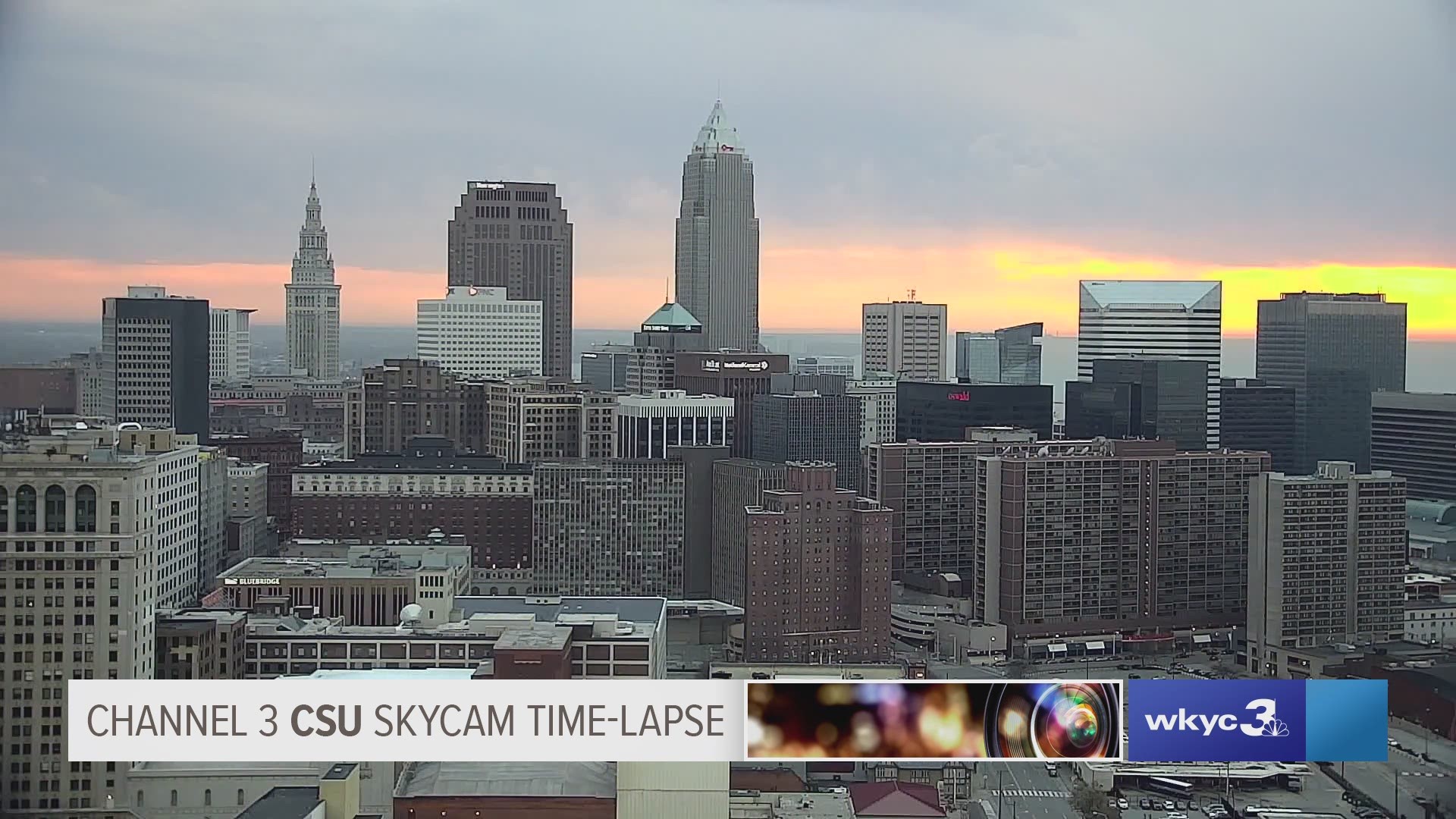 We captured the Mammatus clouds over downtown Cleveland earlier this evening (4/17/19) on the Channel 3 CSU Skycam weather time-lapse, indicating lots of turbulence in the air above us. #3weather