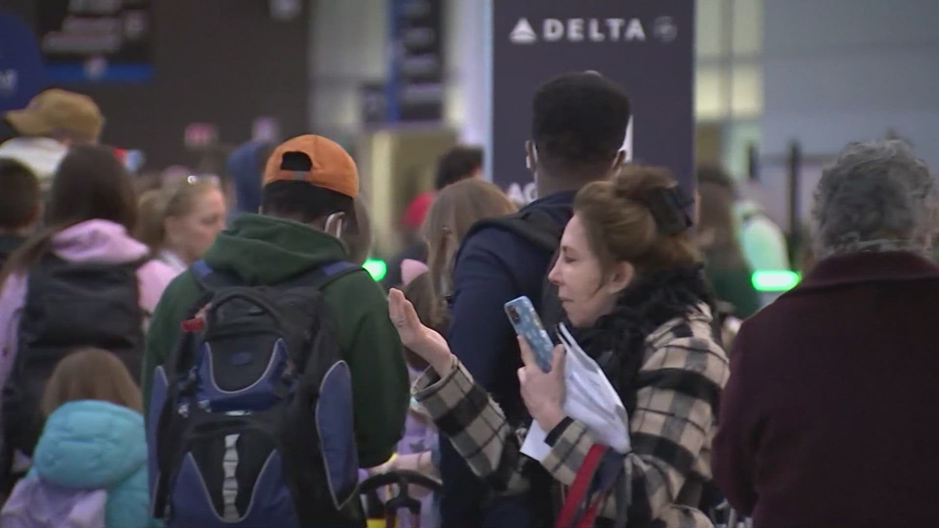 The busiest holiday travel season in years is off to a smooth start with few delays at the airport. Austin Love has everything you need to know before traveling.