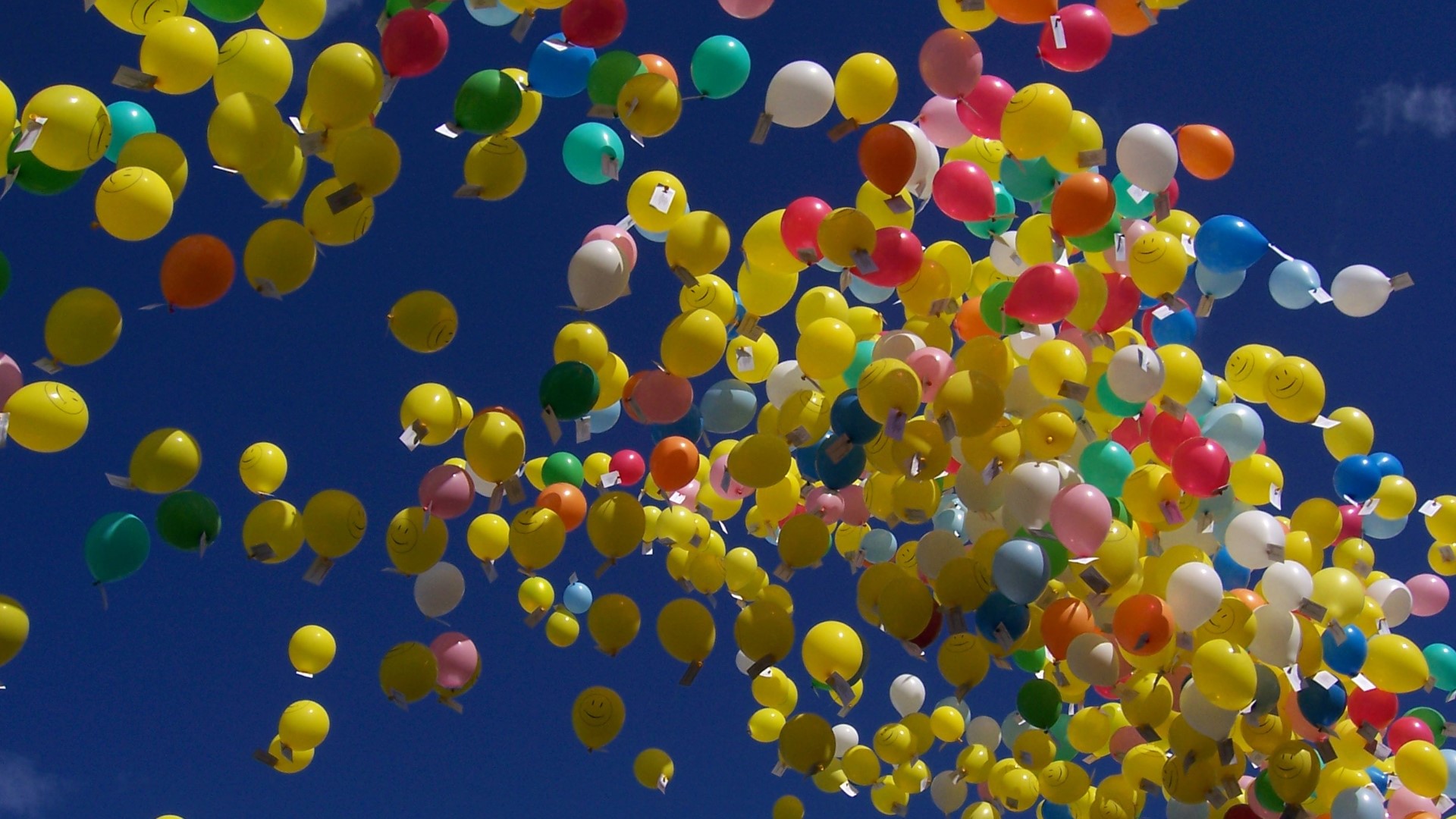 The ban limits balloon releases to no more than 10.