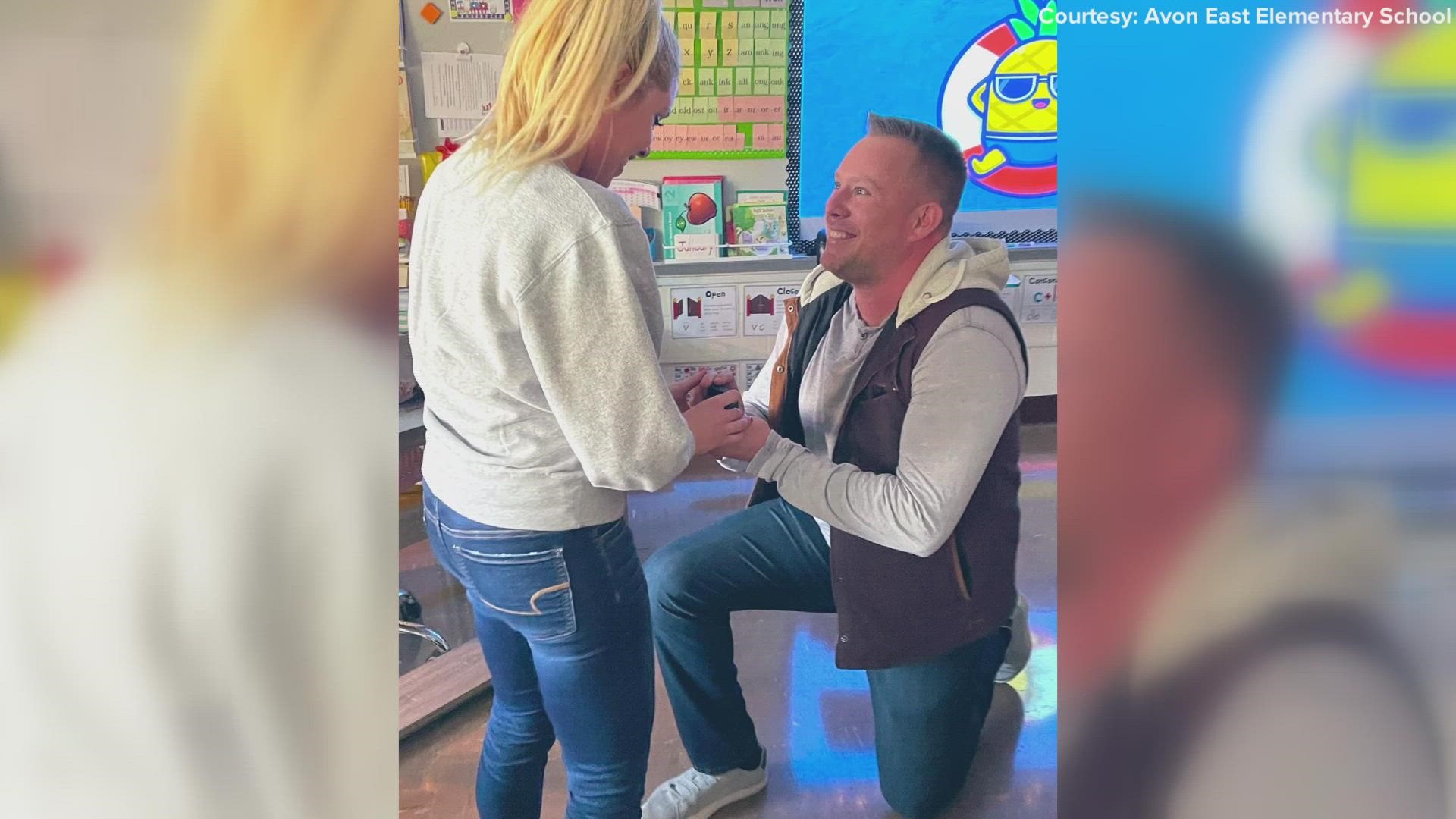 Jeans Teachr Hd Porn Videos - Boyfriend of 2nd grade teacher at Avon East Elementary School proposes in  front of students | wkyc.com